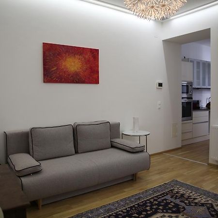 Moderne Stadtwohnung Mit Balkon Wien Eksteriør bilde
