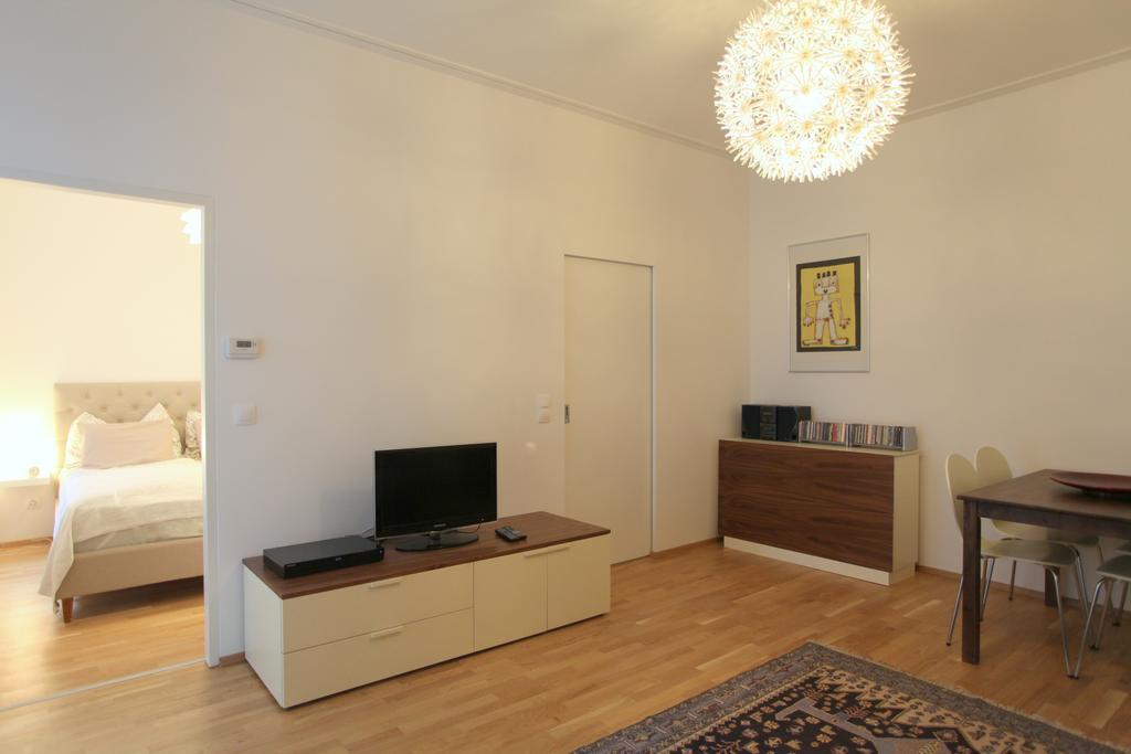 Moderne Stadtwohnung Mit Balkon Wien Rom bilde
